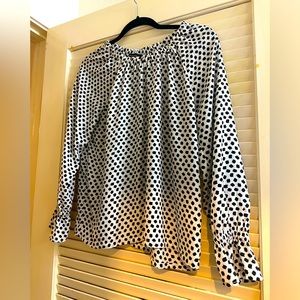 Ann Taylor black and white blouse